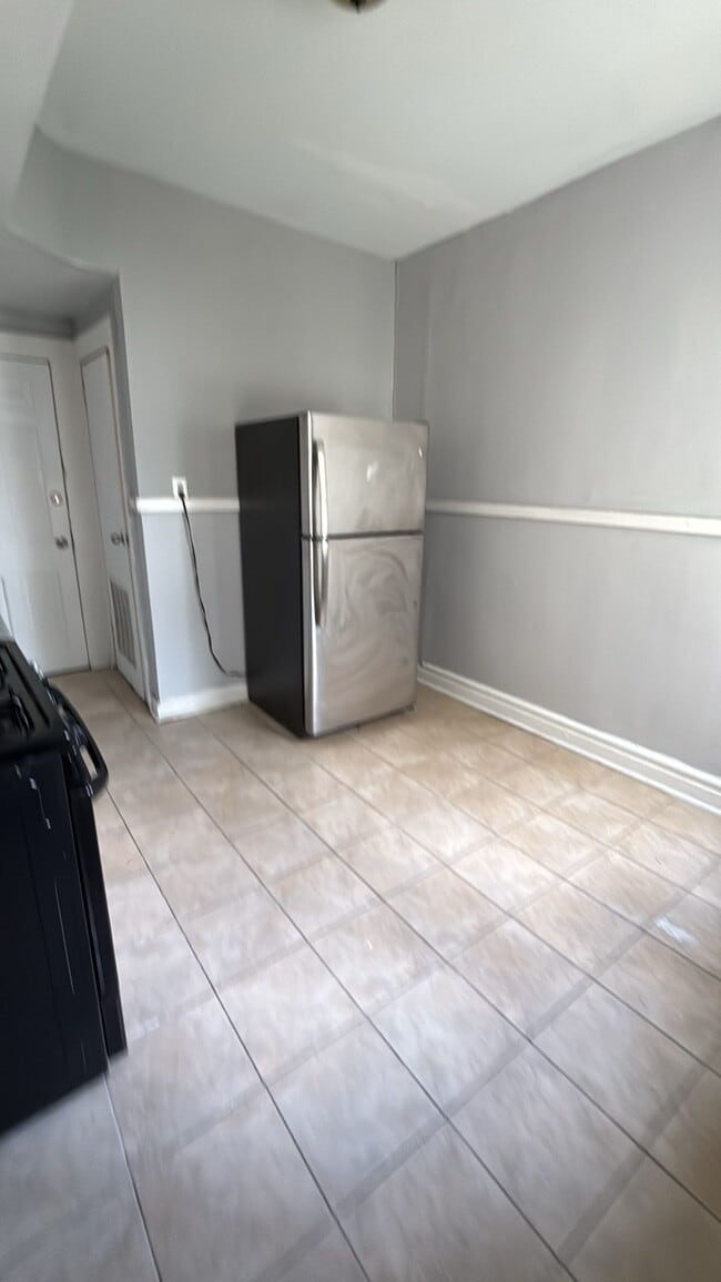 57 Fabyan 3R - 56 Fabyan Pl