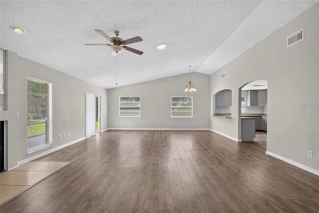 Building Photo - 1206 Sail Way