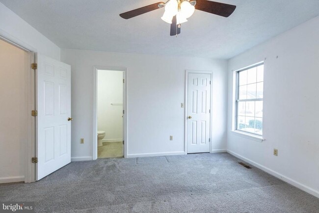 Building Photo - 160 Stadium Cir