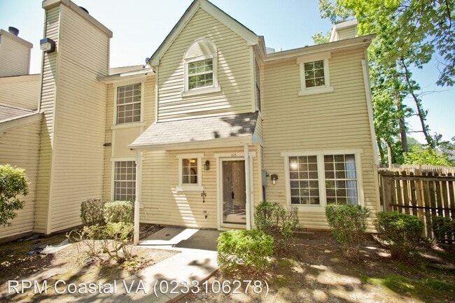 Building Photo - 2 br, 2.5 bath House - 475 Lees Mill Dr.