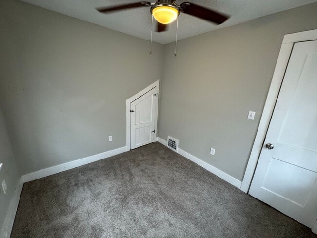 Building Photo - COMING SOON! Newly Renovated 3 Bed, 2 Bath...