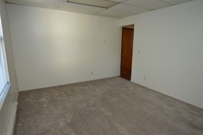 Building Photo - Darin Johnson Triplex