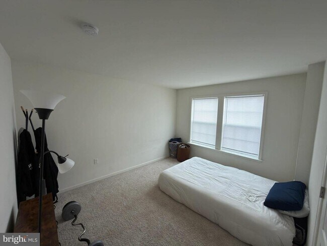 Building Photo - 117 Station Terrace E