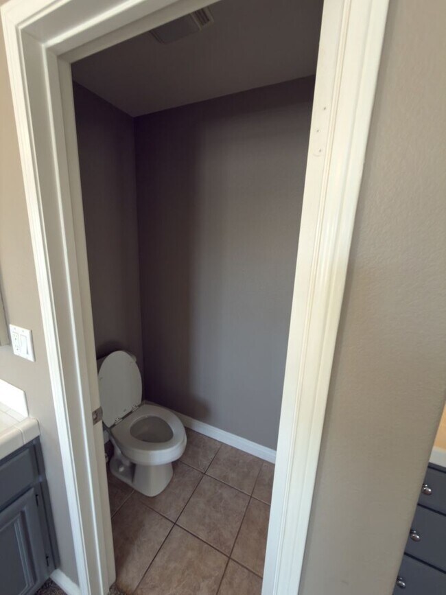 Building Photo - Beautiful home near La Mariposa Elementary School in Camarillo