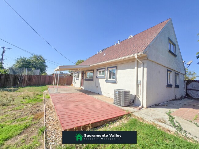Building Photo - 5714 Georgia Dr