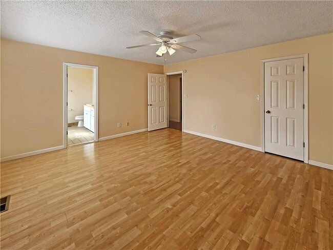 Building Photo - 100 Ginnity Dr