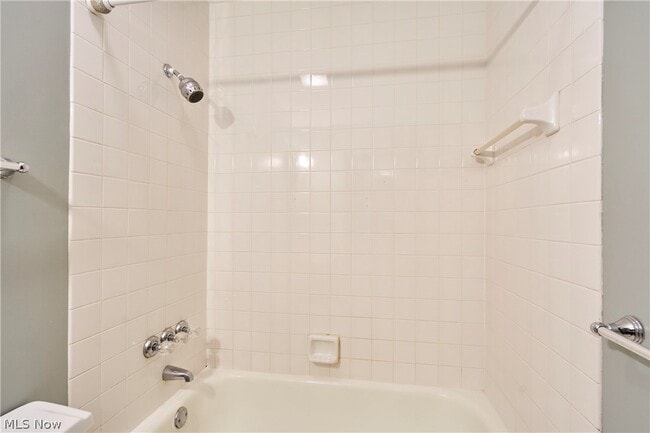 Building Photo - 939 Kirkwall Dr