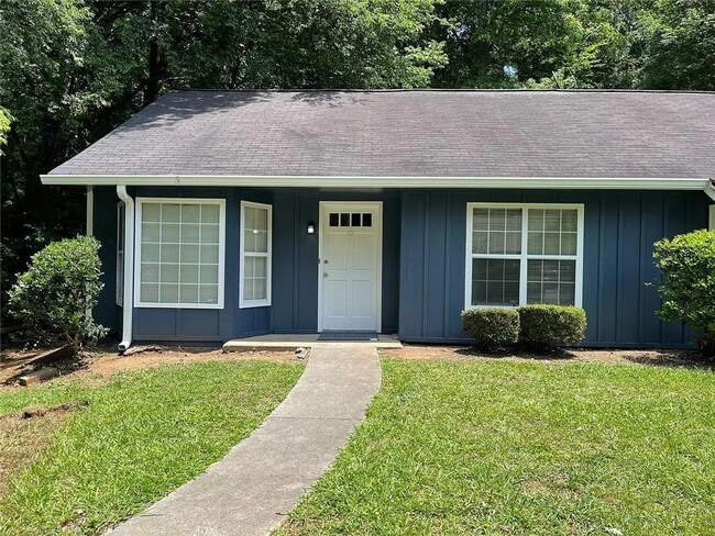 Primary Photo - 5140 Farm Pl Dr NE