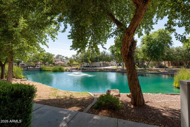 Building Photo - 2670 S Voyager Dr