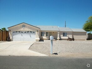 Building Photo - Coming Soon! Undergoing repairs and exteri...