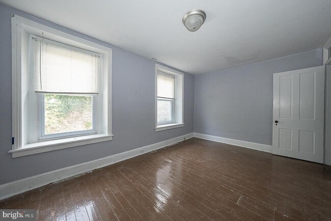 Building Photo - 3929 Terrace St