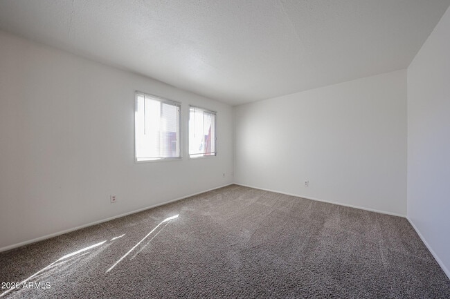 Building Photo - 4028 N Granite Reef Rd