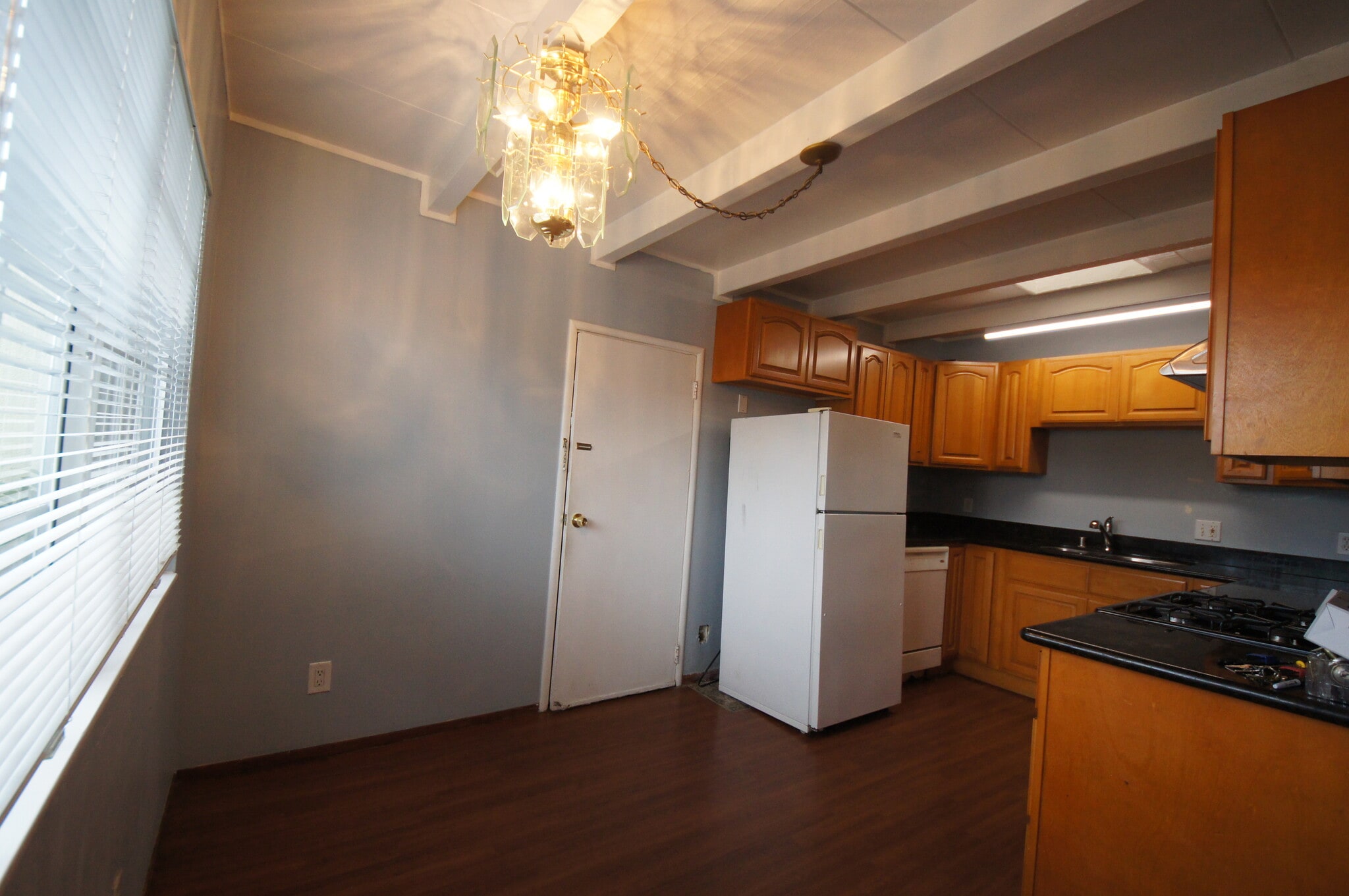 Building Photo - 37215 Dondero Way