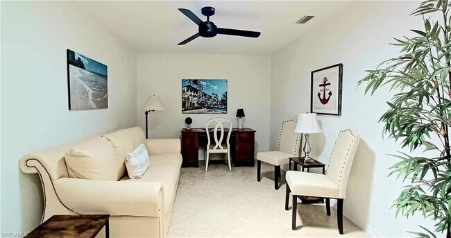 Building Photo - 992 Marblehead Dr