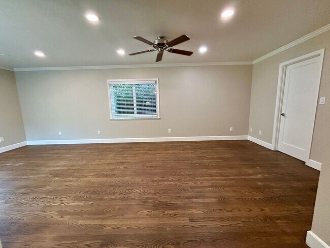 Building Photo - Charming Santa Clara Home – Prime Location...