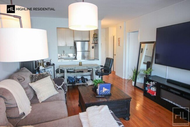 Building Photo - 1 bedroom in ASTORIA NY 11102