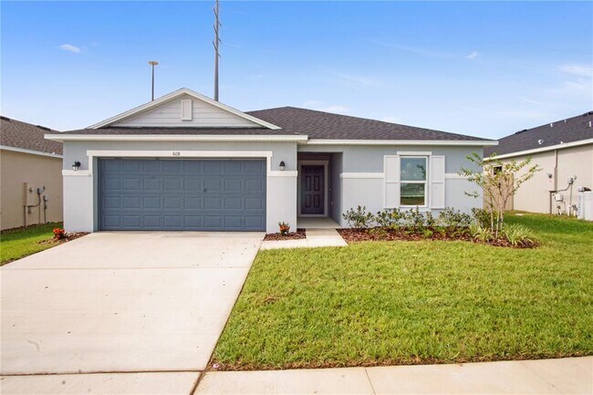 Building Photo - 608 Royal Palm Dr
