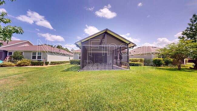 Building Photo - 29 Lakefront Ln