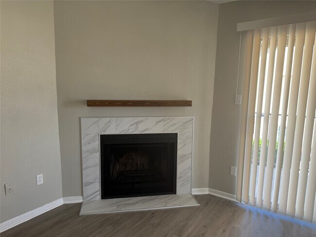 Building Photo - 2121 Hepburn St