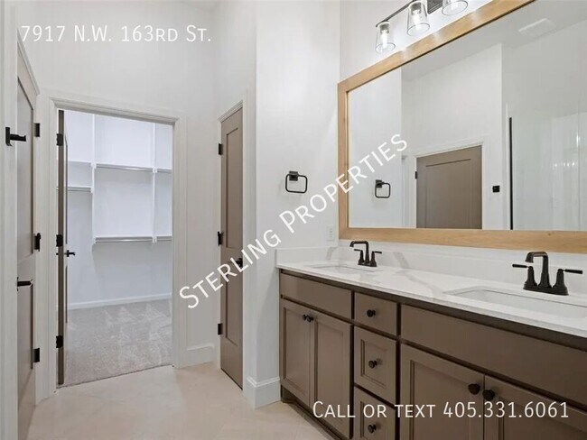Building Photo - 7917 NW 163rd St