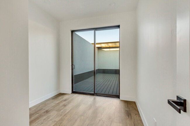 Building Photo - Shred Ready Homes
