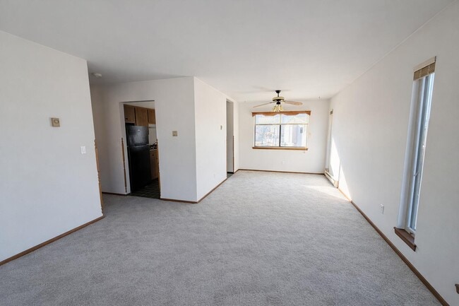 Building Photo - 1876 Haymarket Rd