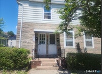 Building Photo - 166 College St