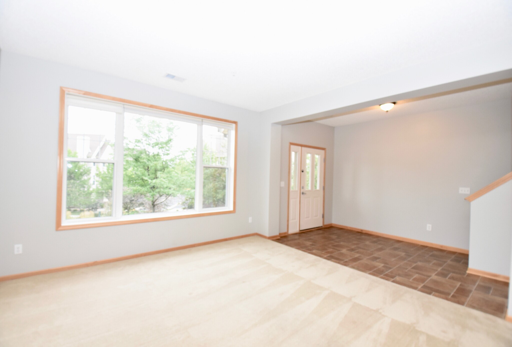 Building Photo - 8395 Townsend Dr