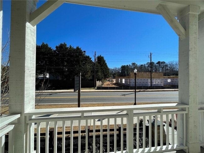 Building Photo - 892 Mayfield Rd