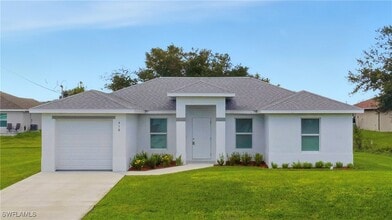 Building Photo - 416 Pinehurst Ave