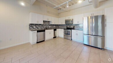 Building Photo - Downtown Condo Views 1/bd 1/ba