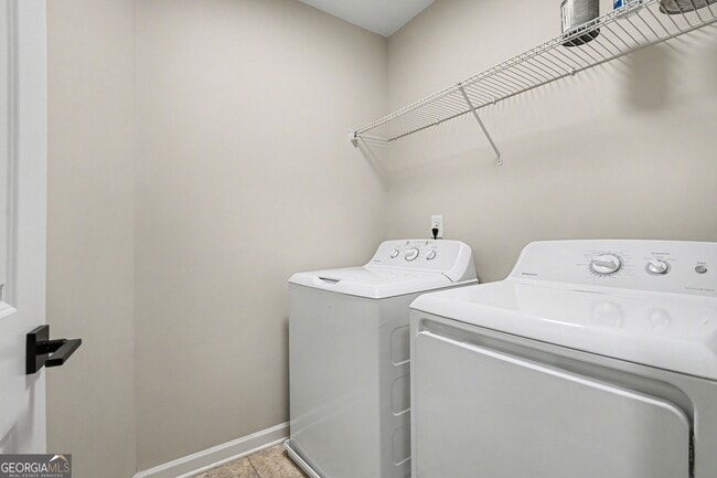 Building Photo - 5873 Keystone Ln