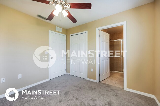 Building Photo - 3016 25th St W