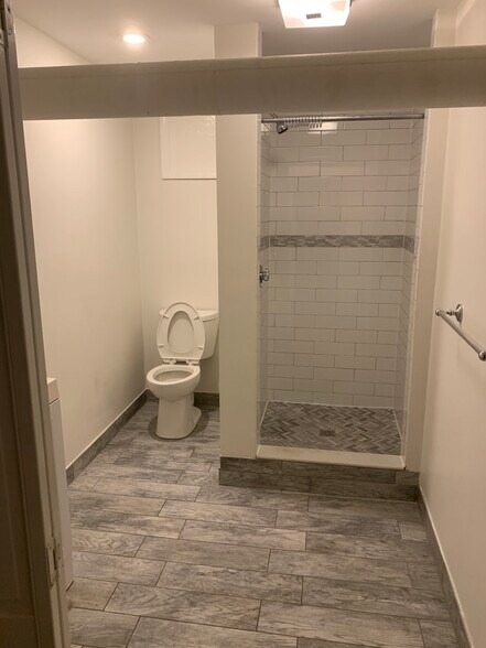 Building Photo - 12 Farrington Ave