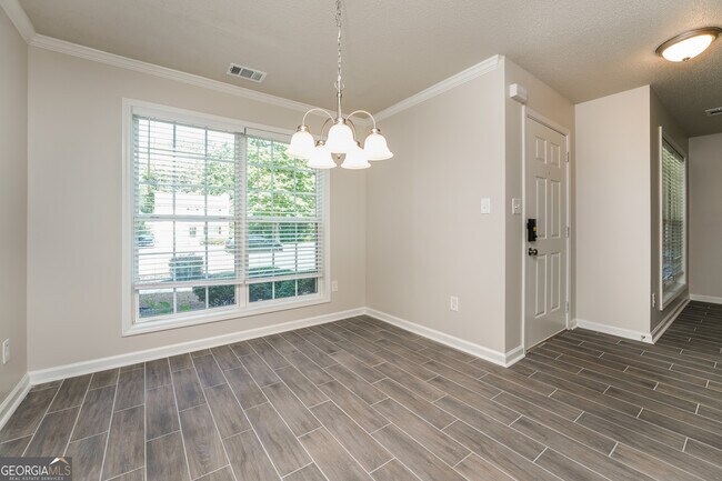 Building Photo - 4821 Brookwood Pl