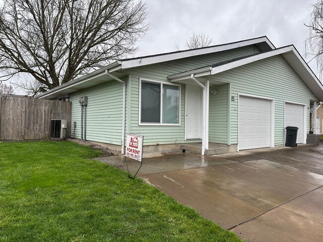 Primary Photo - Remodeled Unit Of A Duplex with Central AC...