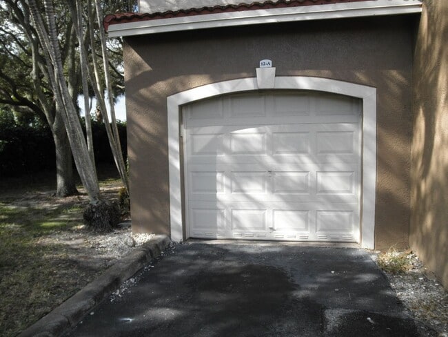 Building Photo - Murano at Delray