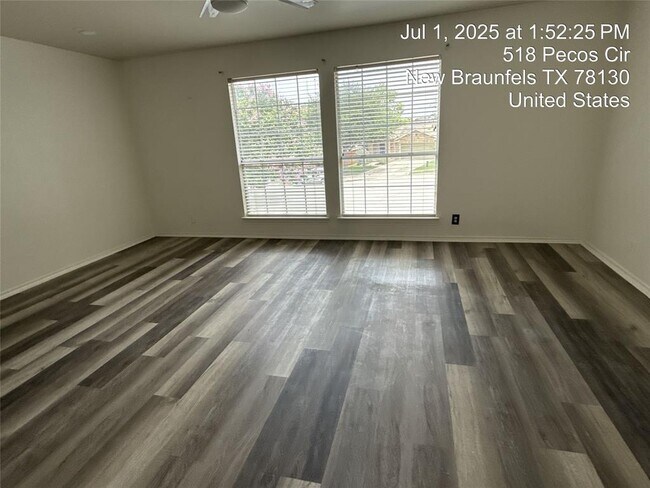 Building Photo - 518 Pecos Cir