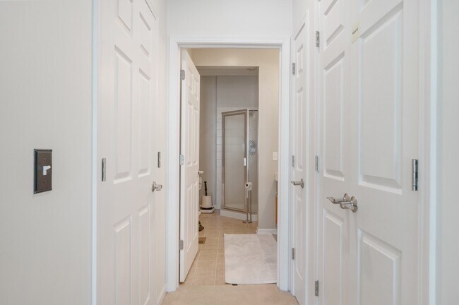 Building Photo - 160 Orchards Pass