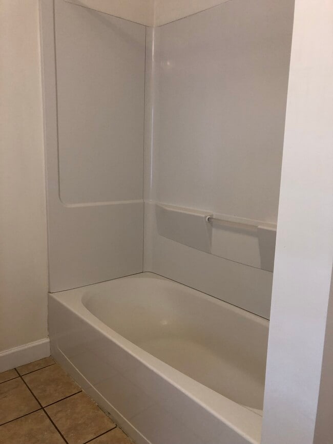 Building Photo - 119 Hudson St