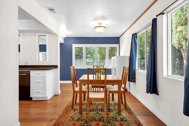 Building Photo - Discover the heart of central Davis living