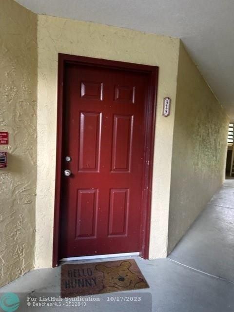 Building Photo - 12980 Vista Isles Dr
