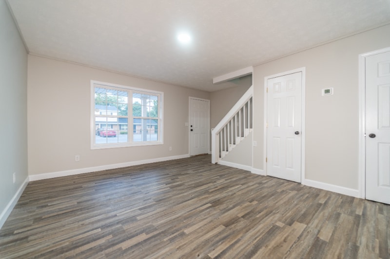 Building Photo - 162 Cumberland Rd