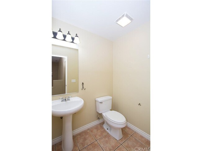 Building Photo - 3573 Cougar Canyon Rd