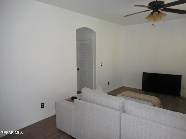 Building Photo - 3143 Red Maple