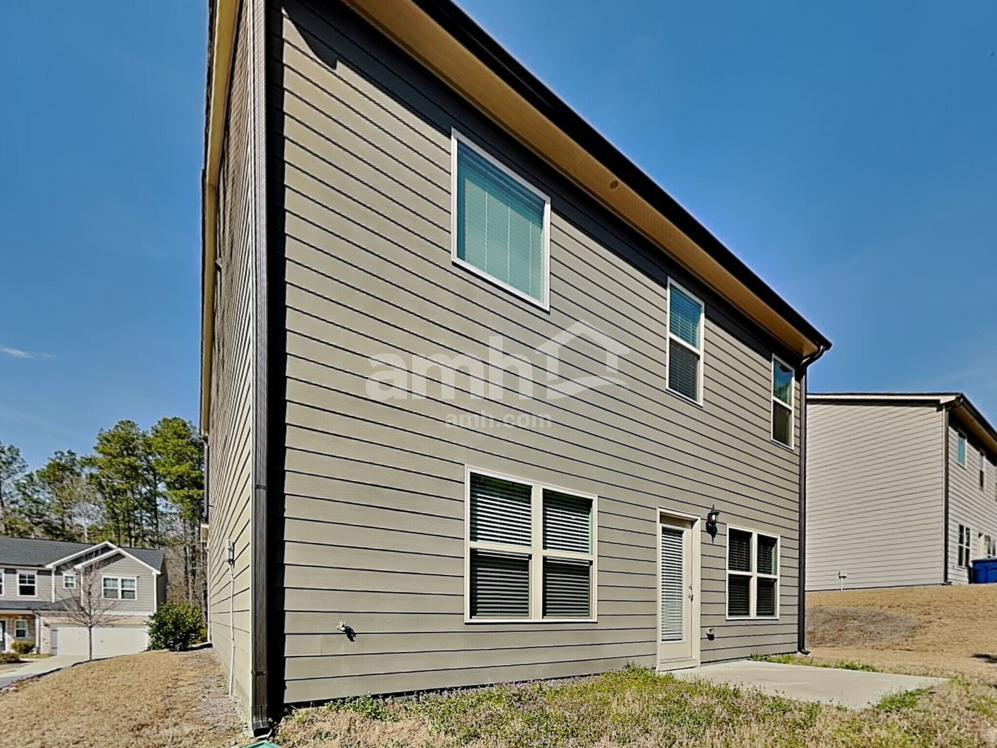 Building Photo - 222 N Fortune Way