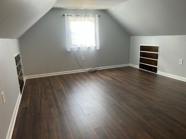 Building Photo - 2415 S Lumber St