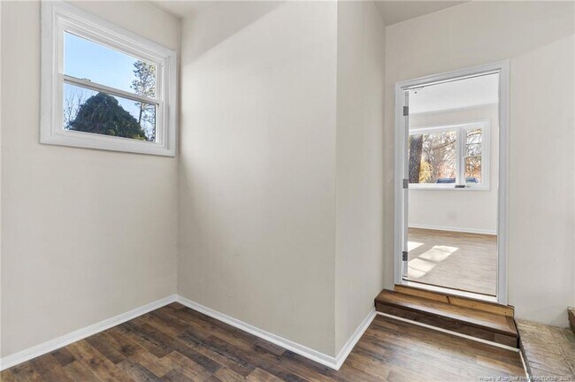 Building Photo - 503 Bobwhite Ct