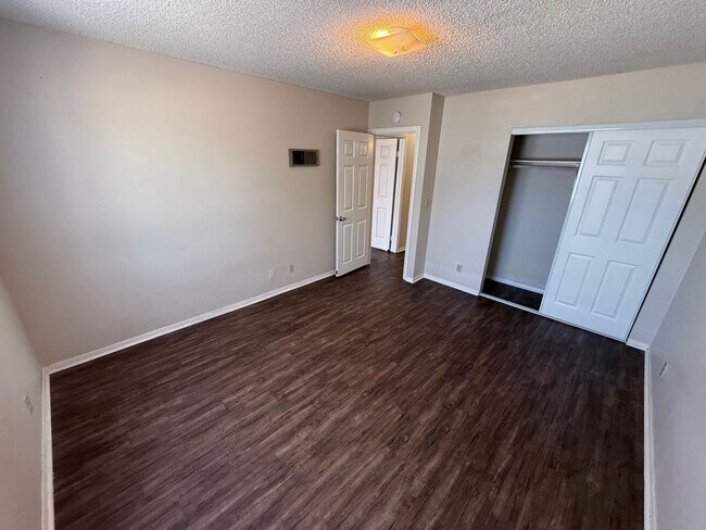 Building Photo - Alvarado Condos