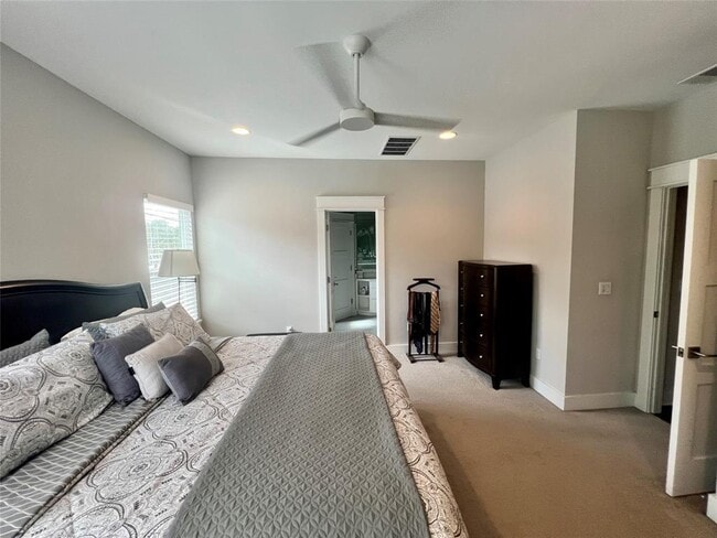 Building Photo - 6515 Davis Ln